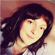 insegnante diplomata in conservatorio e musicoterapeuta